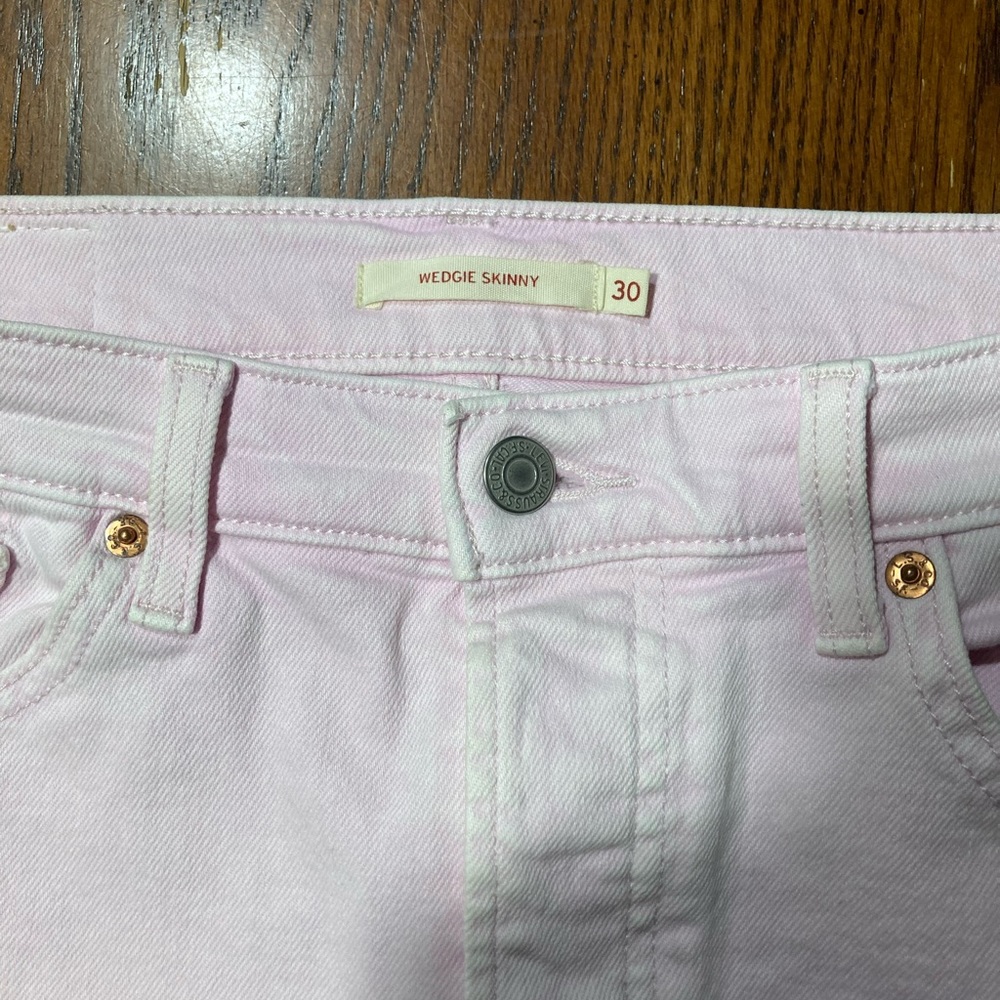 Levi's wedgie skinny distressed ankle baby pink - Picture 6 of 10